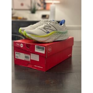 New Balance Fresh Foam FF X More v4 Women’s Running Shoes Size 6 D New!